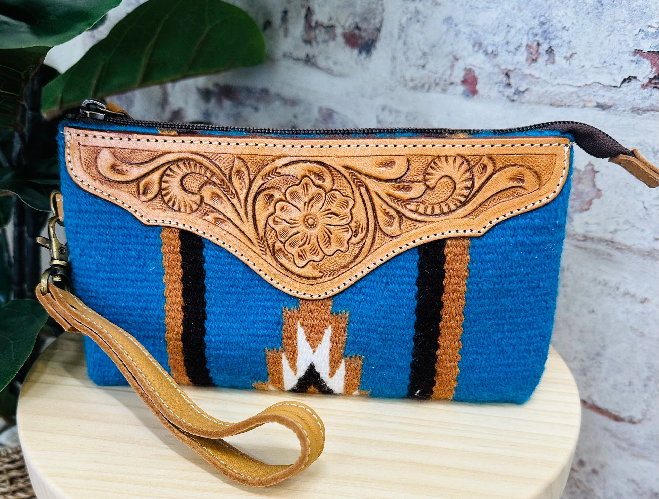 Clutches, Bags & Wallets Diamond in the Dust